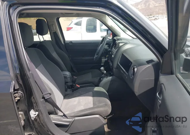 1C4NJPBA5GD525916: 43034558