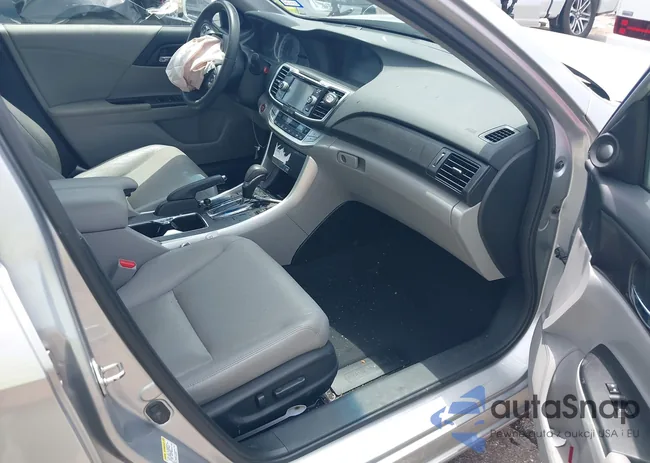 1HGCR3F83DA019418: 43034586