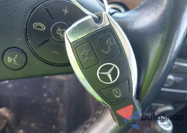 WDCGG8HB4BF559334: 43034690