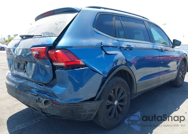 3VV1B7AX0JM088826: 43034778