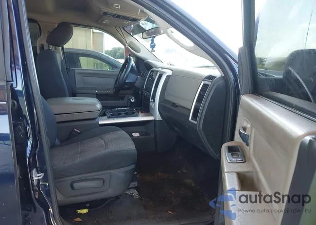 1C6RD7LT2CS186683: 43033872