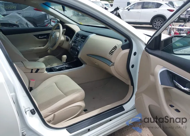 1N4AL3APXEC143767: 43034036