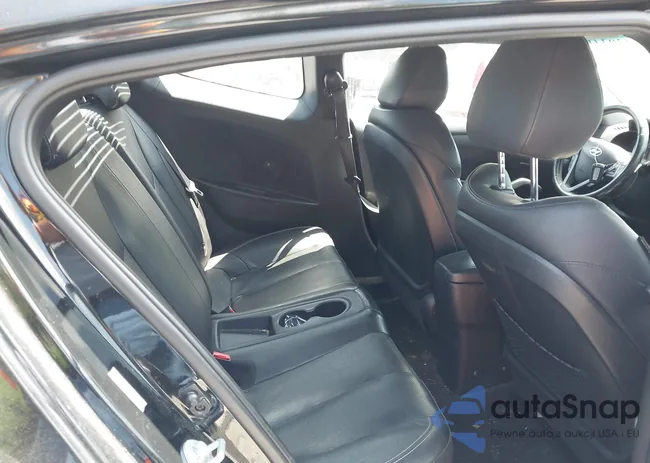 KMHTC6AE9EU194332: 43034159