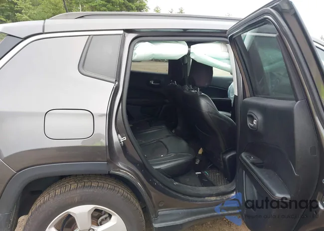 3C4NJDBB6JT479294: 43035565