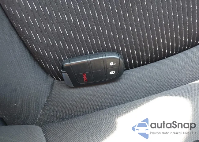 3C4PDCAB8FT605870: 43035703