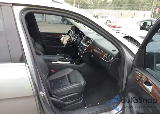 4JGDA5HB7CA015221: 43034992