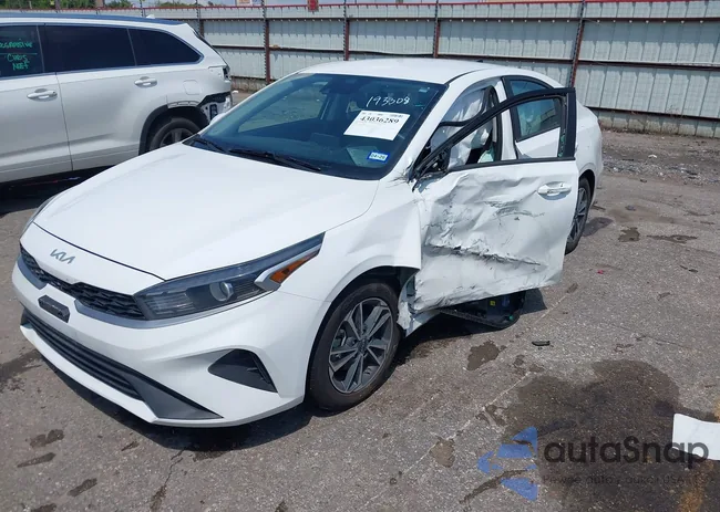 3KPF24AD8NE482485: 43036289