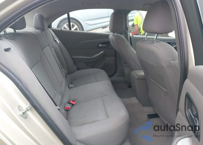 1G11B5SLXFF110622: 43036301