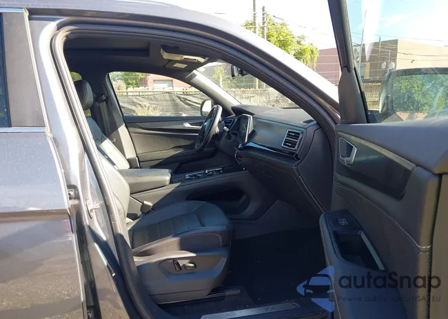 1V2AE2CA2RC225066: 43036437