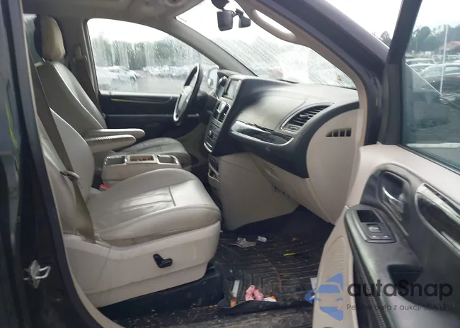 2C4RC1CG5DR588843: 43036533