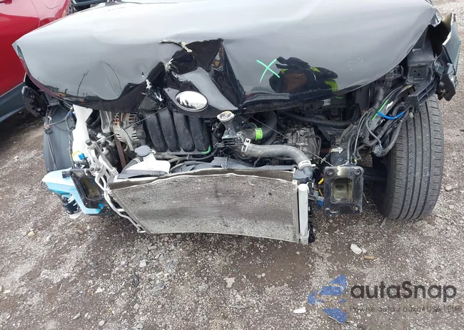 KNDJ23AU6L7071118: 43036634