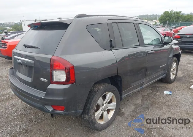 1C4NJDEB9HD112370: 43035905