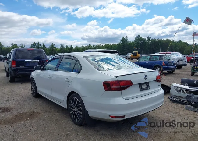 3VW2B7AJ1HM400657: 43035918