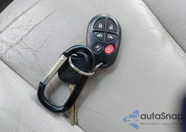 5TDYK3DC3CS218373: 43035982