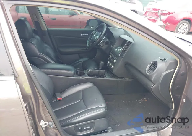 1N4AA5AP4CC815997: 43036094