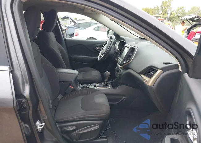 1C4PJLCB3HW549534: 43037427