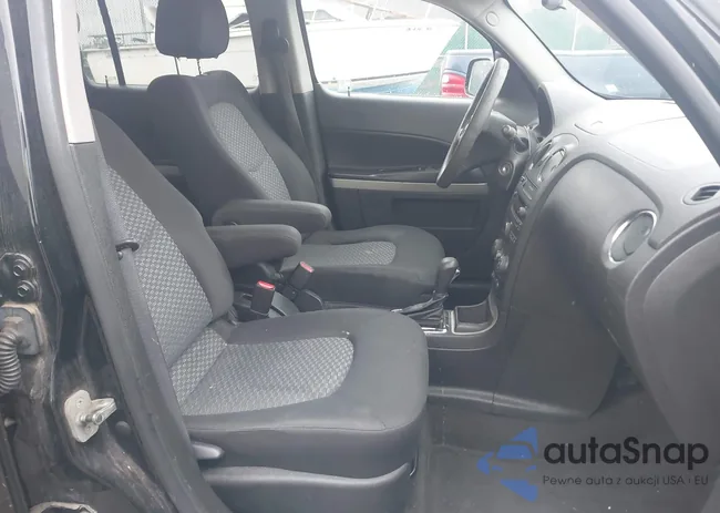 3GNBABDB6AS525353: 43037610