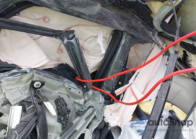 3VWC57BUXKM147446: 43037657