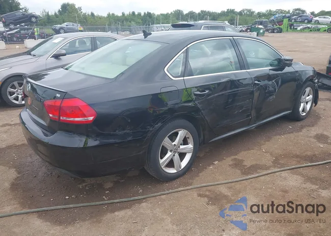 1VWBH7A37DC130944: 43037729