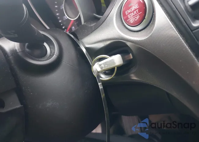 19UUA8F55BA005726: 43036860