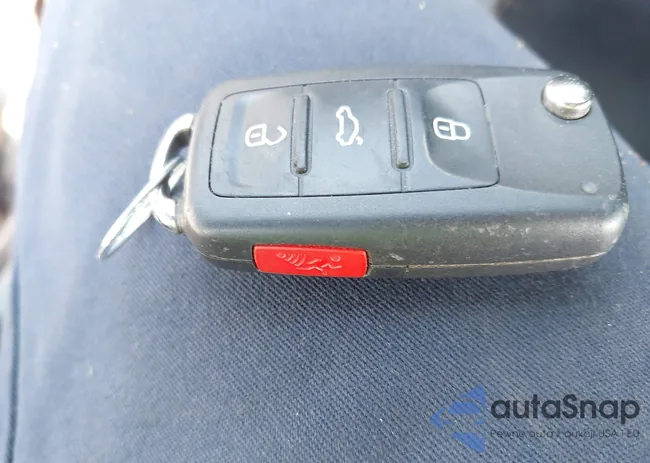 3VWB17AJ1GM276438: 43036932