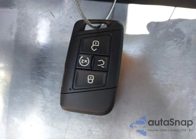 3VW7M7BU4RM042867: 43037000