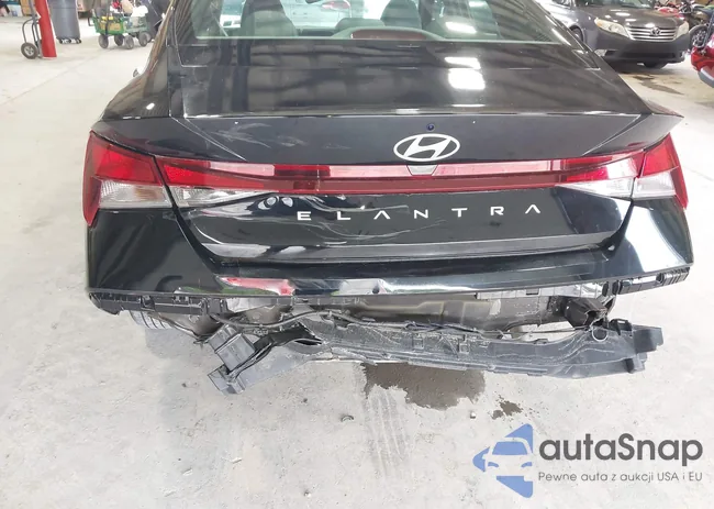 KMHLL4DG0RU679899: 43037073