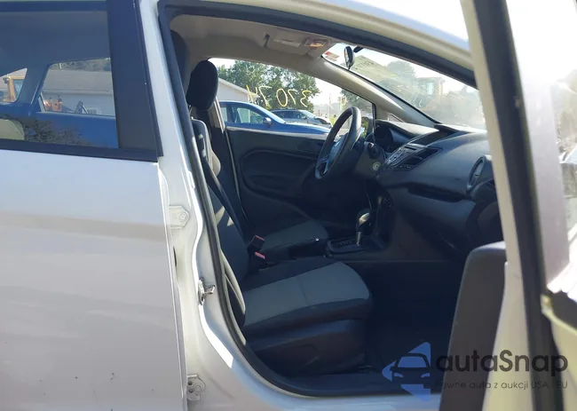 3FADP4AJ0HM164018: 43037074