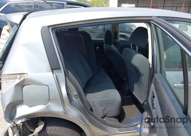 3N1BC1CP8AL448380: 43037095