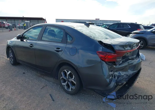 3KPF24AD0ME271991: 43038504