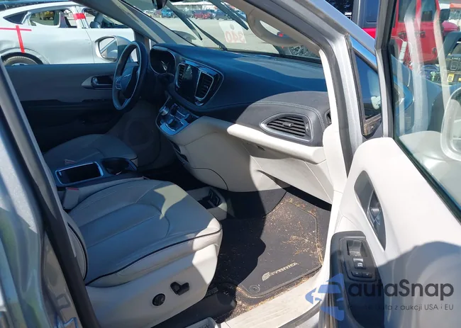 2C4RC1N76JR111914: 43038538