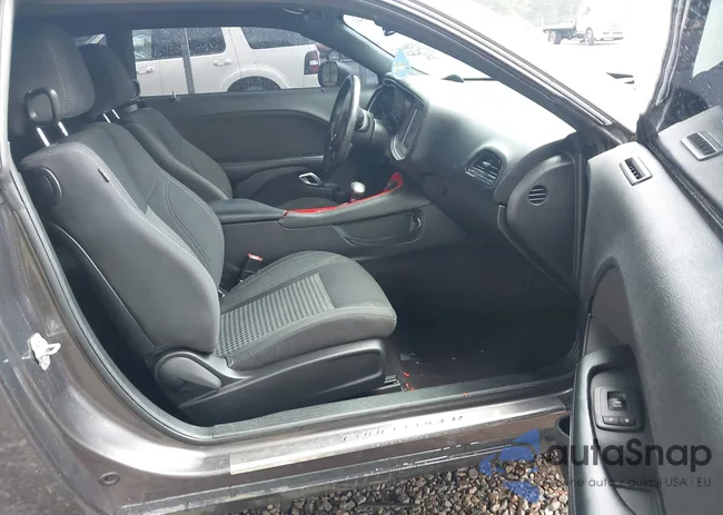 2C3CDZAGXGH148829: 43038541