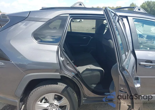 2T3W1RFV3RC296284: 43038615