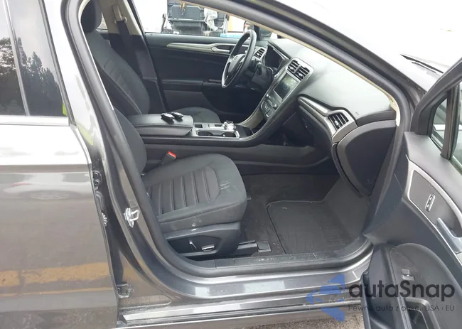 3FA6P0T94LR156147: 43038660