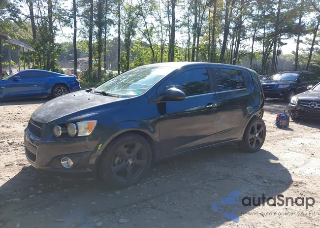 1G1JE6SB6F4145934: 43038817