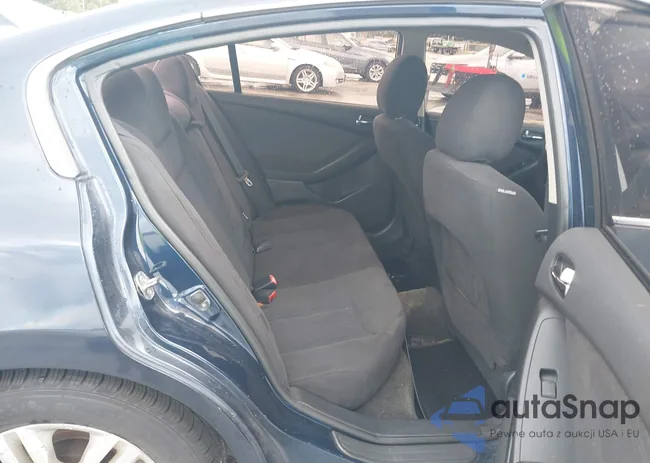 1N4AL2AP5CC226479: 43038853