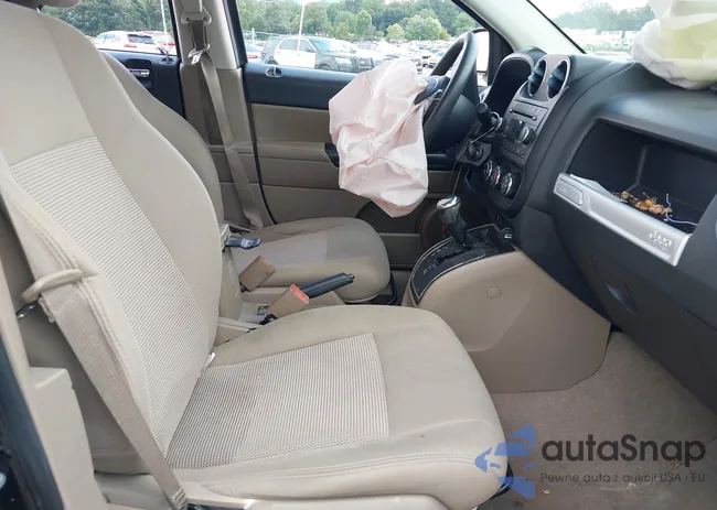 1C4NJDBB4ED649731: 43037914