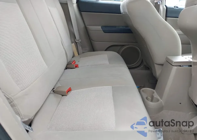 1C4NJDBB4ED649731: 43037914