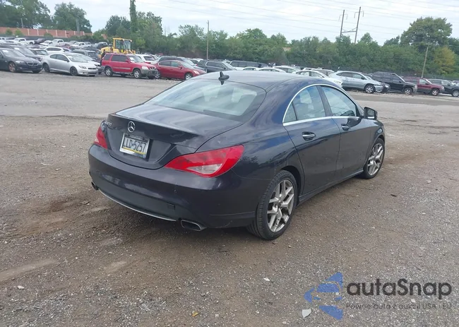 WDDSJ4EB3FN208463: 43039305