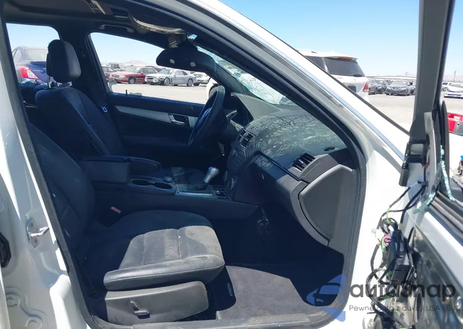 WDDGF5EBXBA444896: 43039574