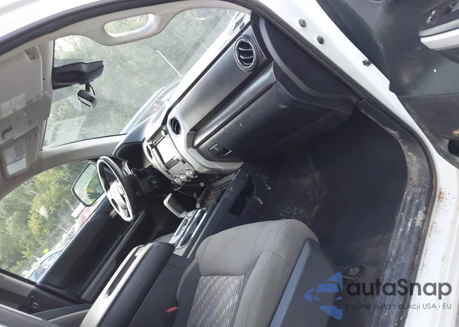 5TFUW5F19KX814364: 43039581