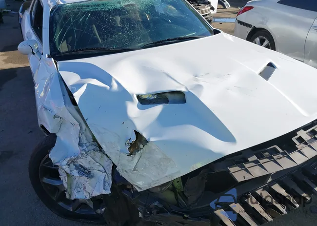 2C3CDZAGXGH336332: 43039652