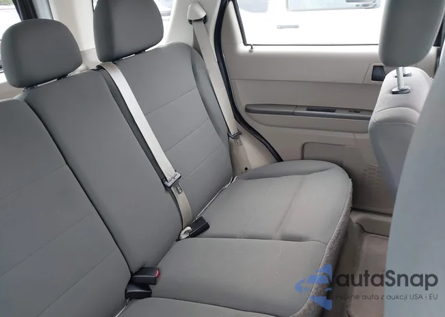 1FMCU0C78AKD47085: 43039737