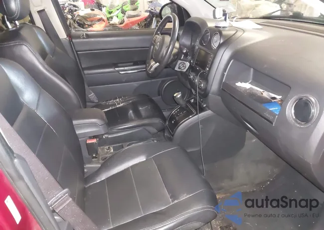 1C4NJDCB8CD717637: 43039846