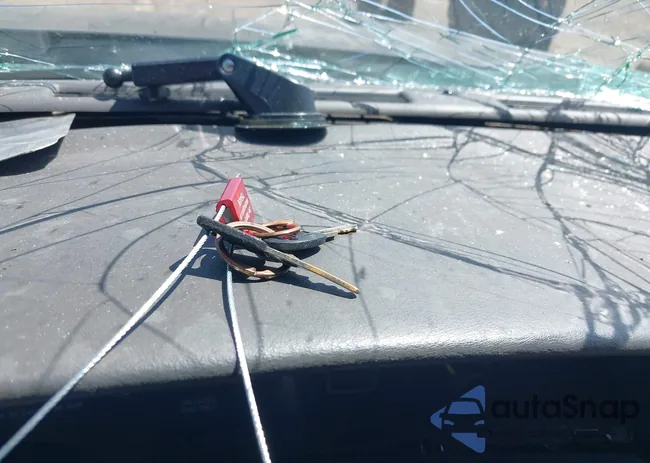 1G2HX52K0W4231870: 43038855