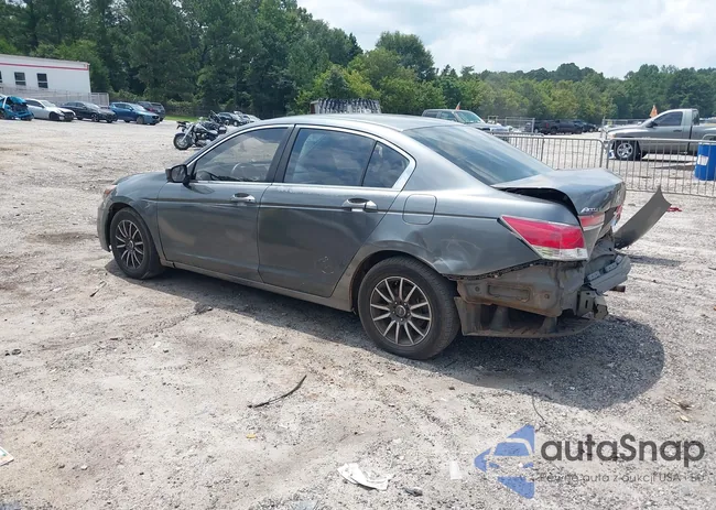 1HGCP2F66BA109951: 43038881