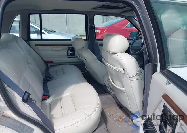 1LNLM9842RY744934: 43040364