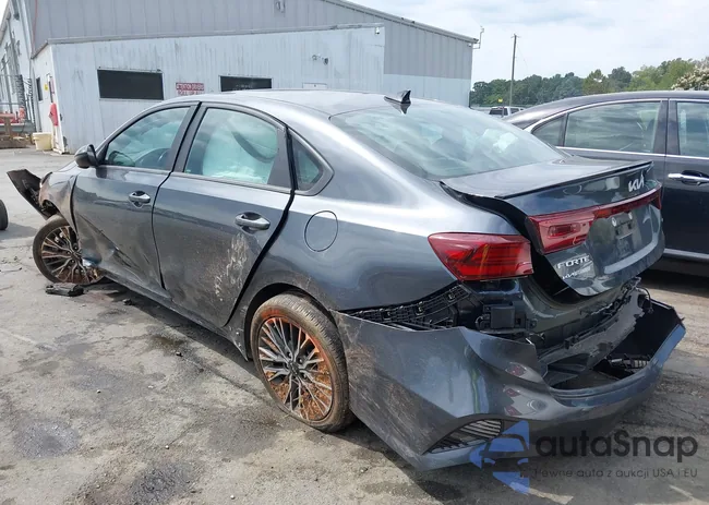 3KPF54AD7RE698132: 43040370