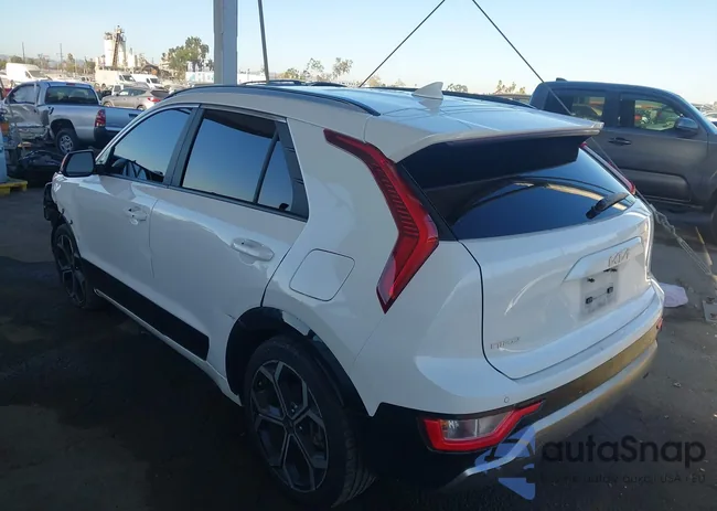 KNDCR3LE5P5098757: 43040576