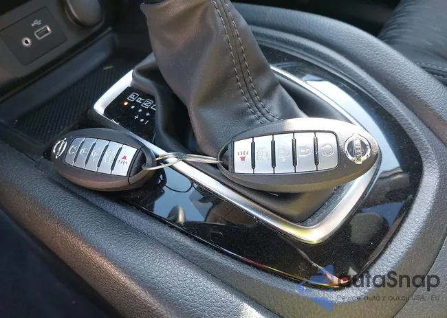 JN8AT2MV0LW121016: 43039915